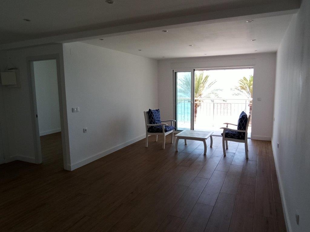 WOHNUNG IN 1. LINIE PLAYA DEL CURA MIT MEERBLICK