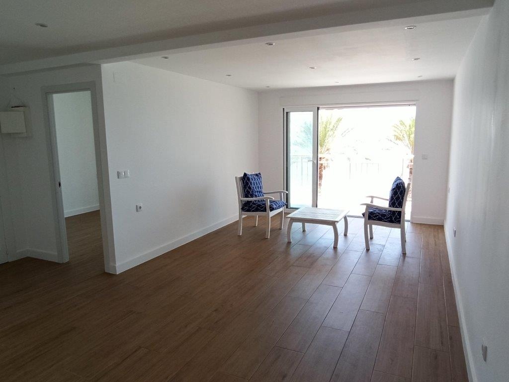 APARTAMENT EN 1A LÍNIA PLATJA DEL CURA AMB VISTES AL MAR