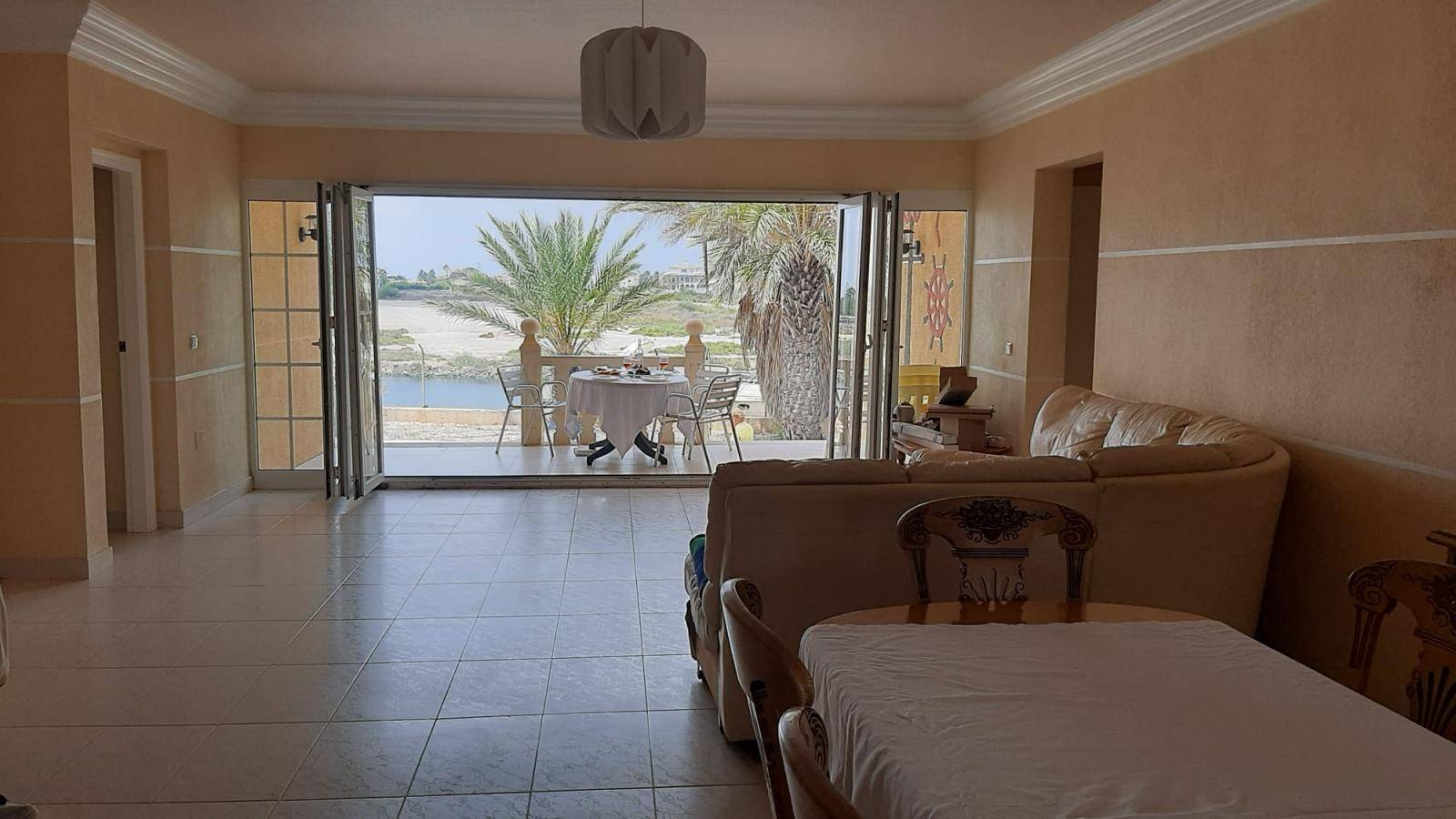 LUKSUS VILLA MED FORTØJNING TIL BÅD I LA MANGA DEL MAR MENOR