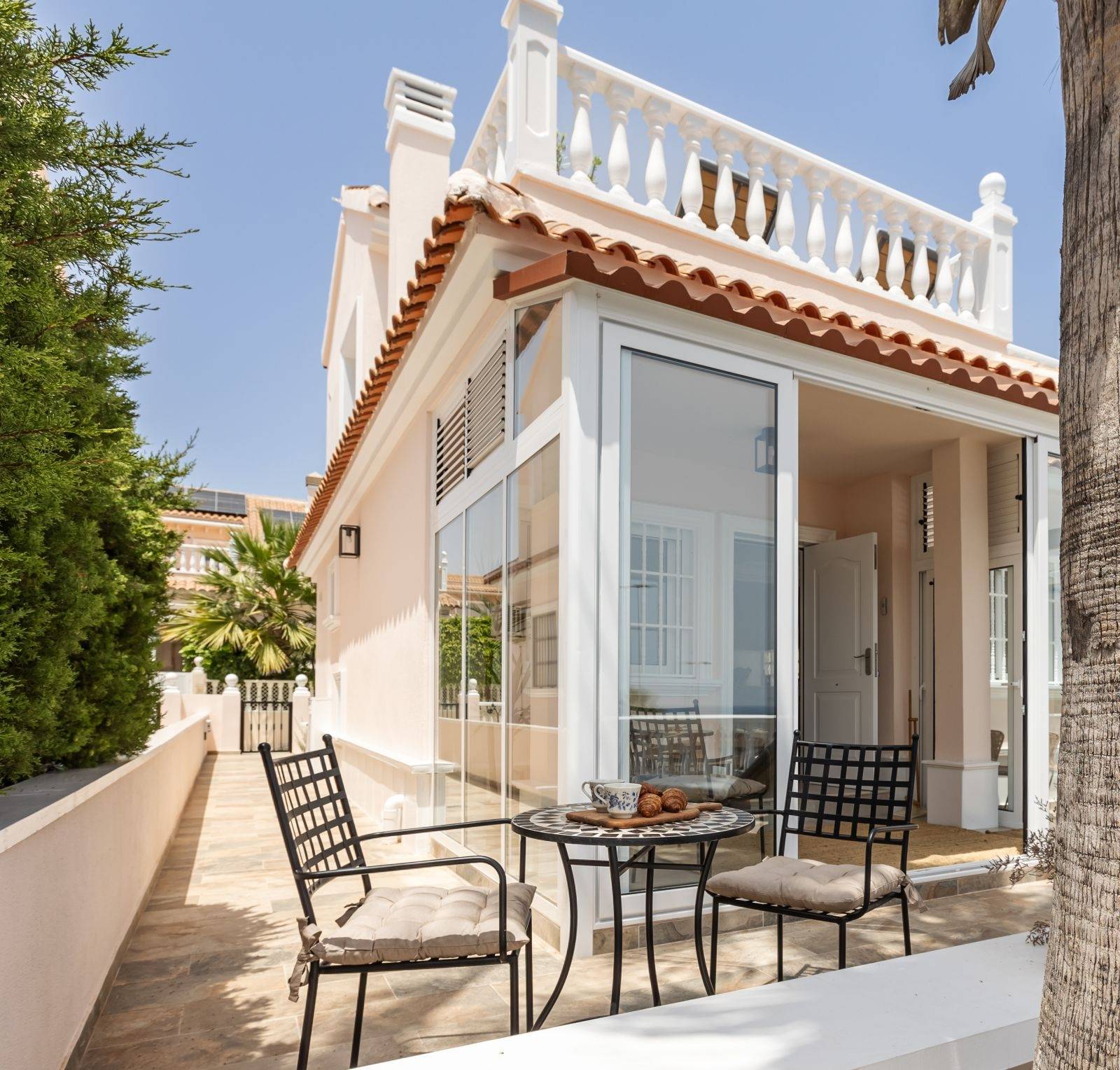 BELLE VILLA AVEC VUE SPECTACULAIRE SUR LA MER À TORRE DEL MORO 1ÈRE LIGNE