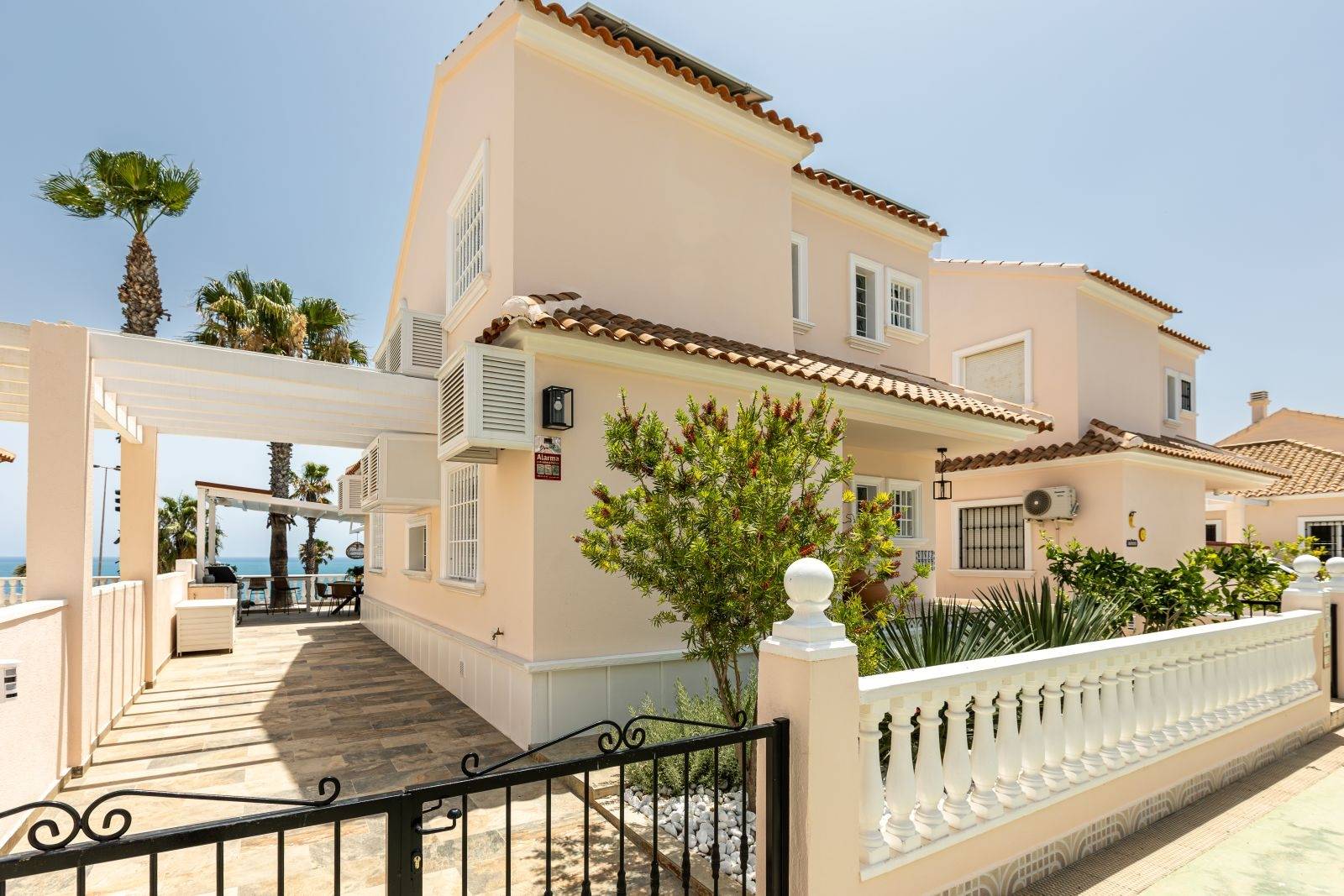 BELLE VILLA AVEC VUE SPECTACULAIRE SUR LA MER À TORRE DEL MORO 1ÈRE LIGNE