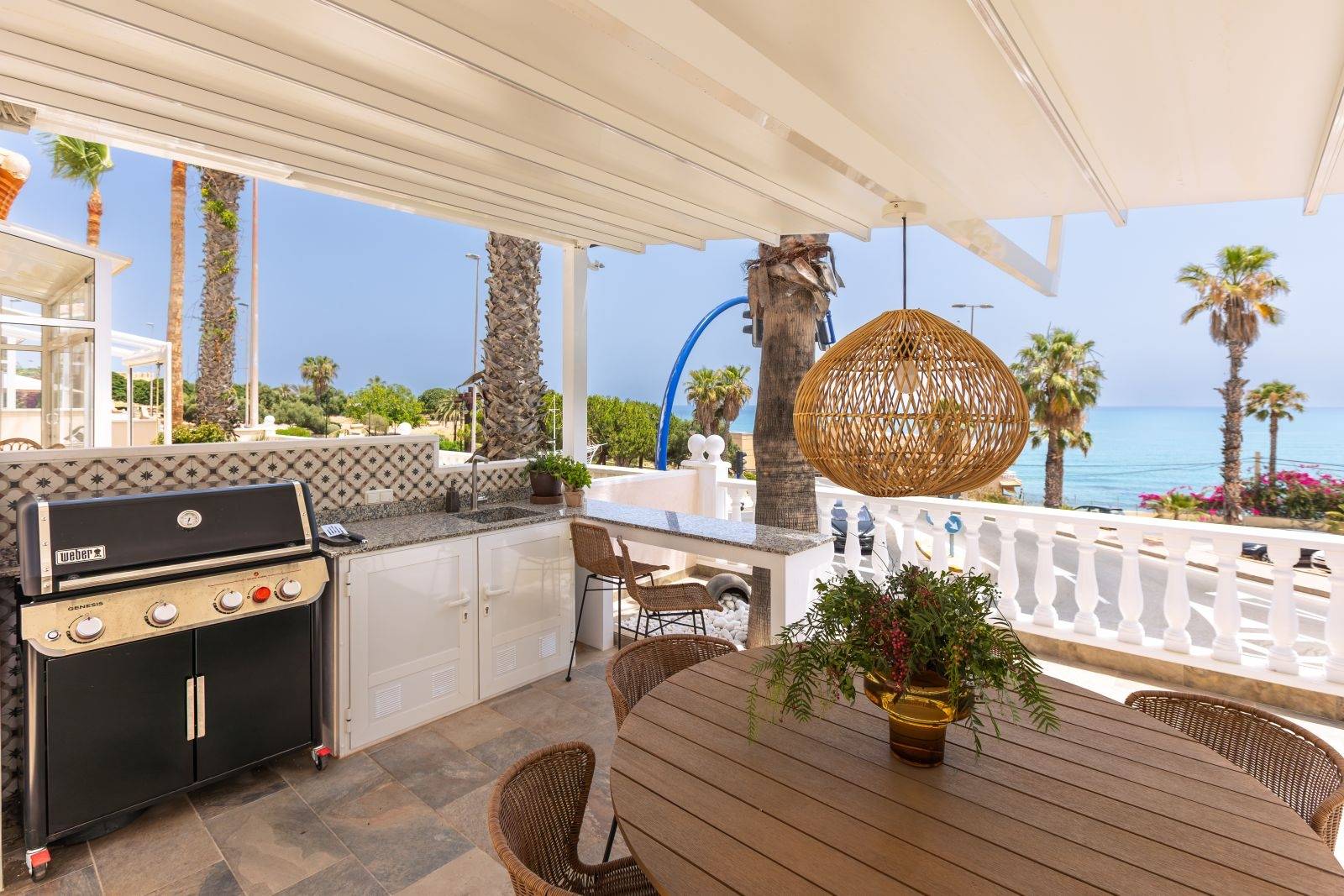 BELLE VILLA AVEC VUE SPECTACULAIRE SUR LA MER À TORRE DEL MORO 1ÈRE LIGNE