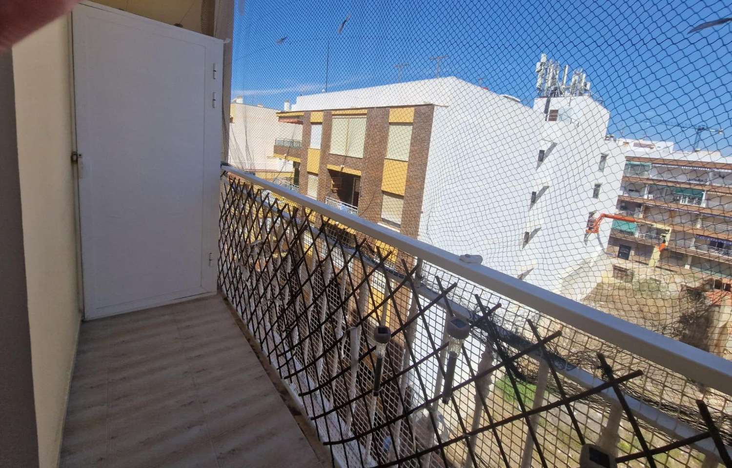 MODERNO ESTUDIO EN PASEO MARITIMO CON LICENCIA TURISTICA