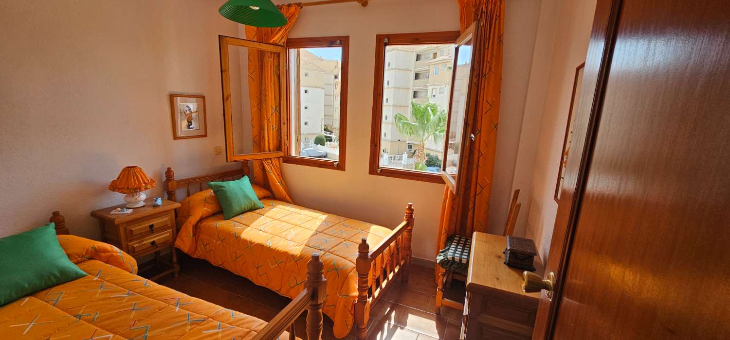 APARTMENT WITH PRIVATE SOLARIUM NEAR PLAYA DE LOS LOCOS