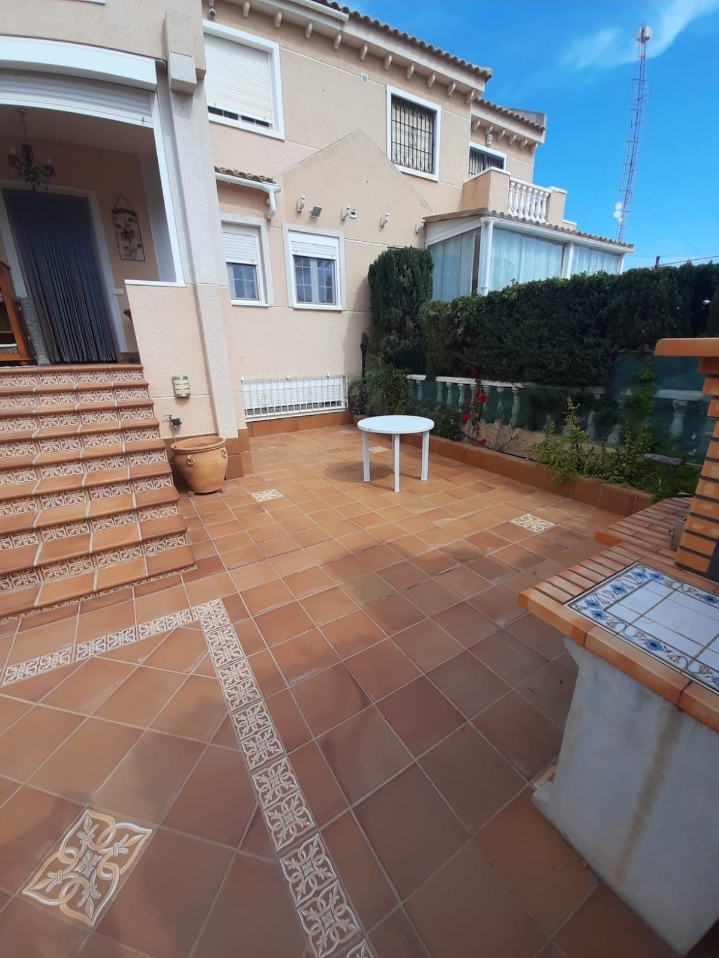 Duplex te koop in Aguas Nuevas (Torrevieja)