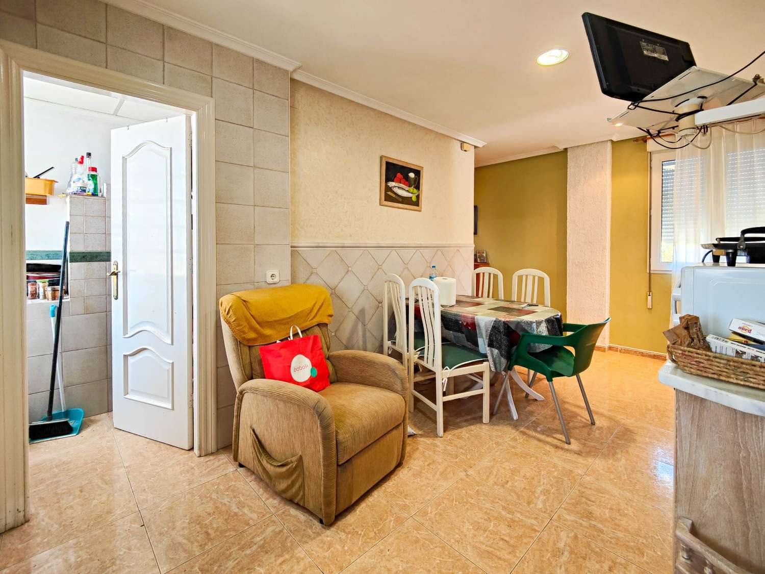 "OPPORTUNITÉ UNIQUE ! VILLA INDIVIDUELLE DE 2 CHAMBRES AVEC GRAND TERRAIN À AGUAS NUEVAS, TORREVIEJA.