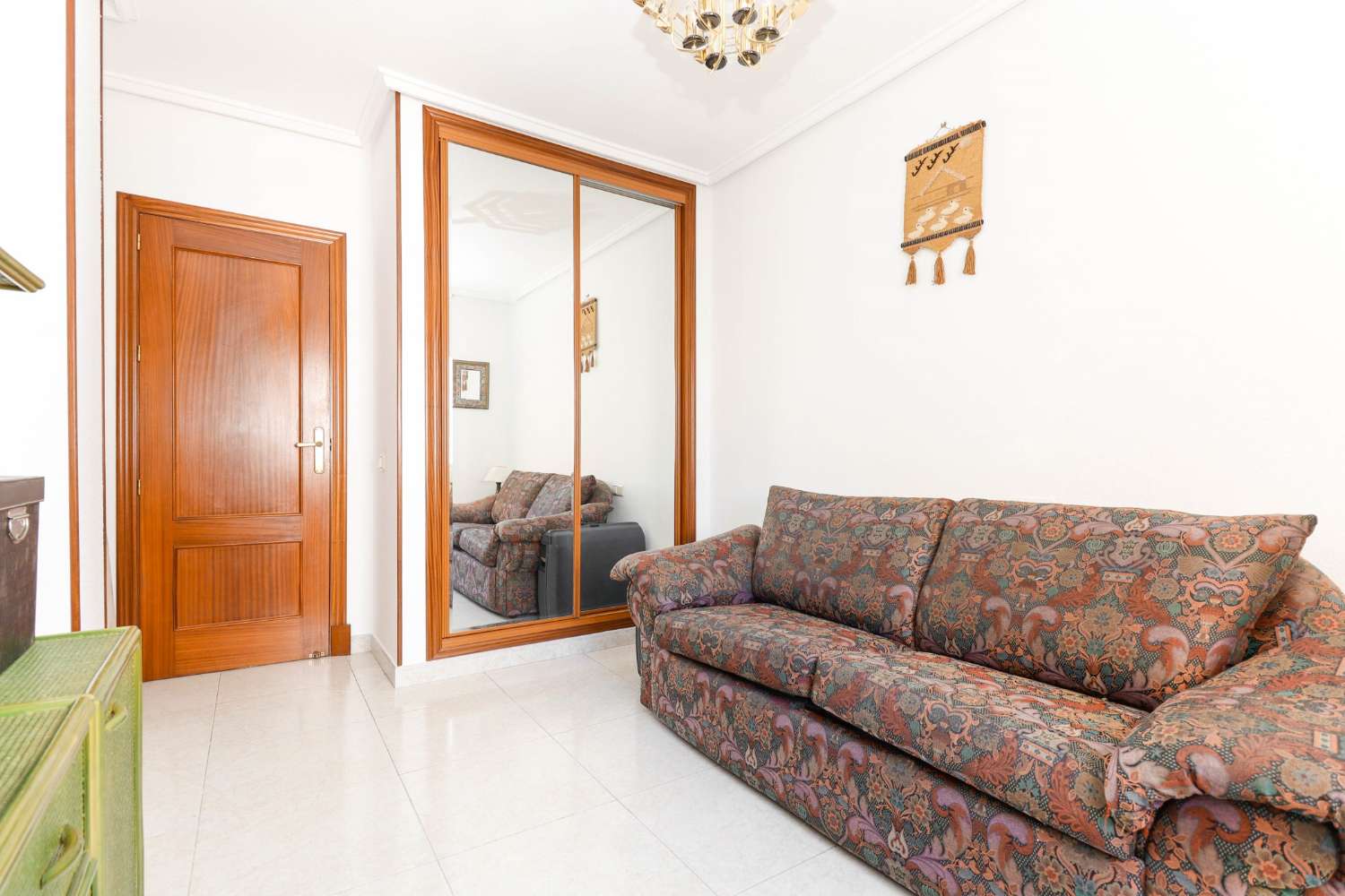 SPECTACULAR 3-BEDROOM APARTMENT IN THE CENTRE: SPACIOUSNESS, COMFORT AND IDEAL LOCATION