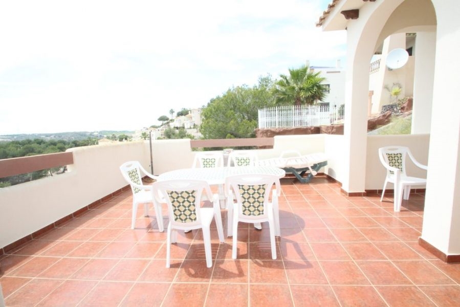 PENTHOUSE À LAS RAMBLAS AVEC VUE IMPRENABLE SUR LE TERRAIN DE GOLF ET LA MER