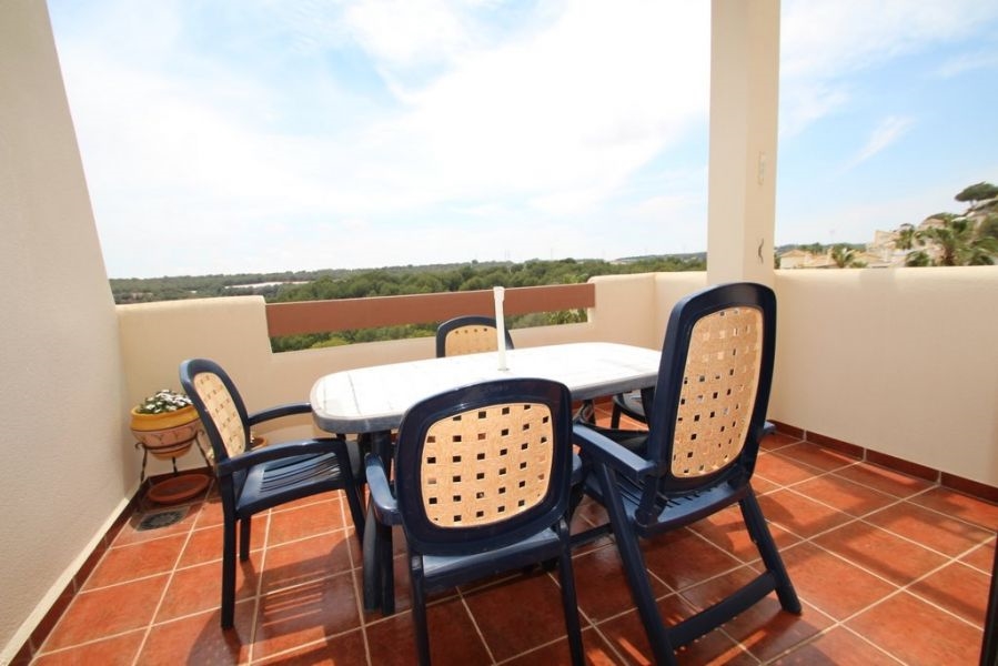 PENTHOUSE À LAS RAMBLAS AVEC VUE IMPRENABLE SUR LE TERRAIN DE GOLF ET LA MER