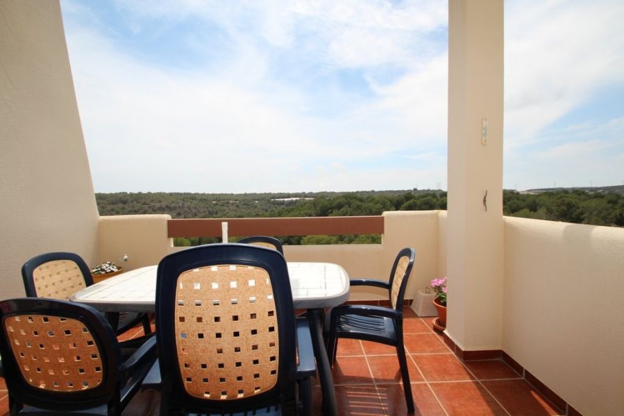 PENTHOUSE À LAS RAMBLAS AVEC VUE IMPRENABLE SUR LE TERRAIN DE GOLF ET LA MER