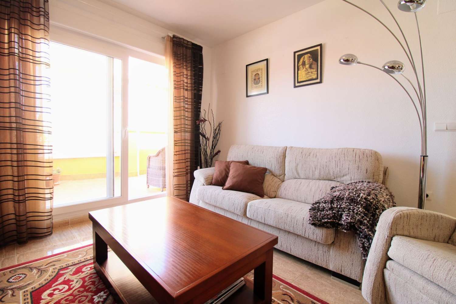 TOP FLOOR APARTMENT CLOSE TO ACEQUIÓN BEACH!