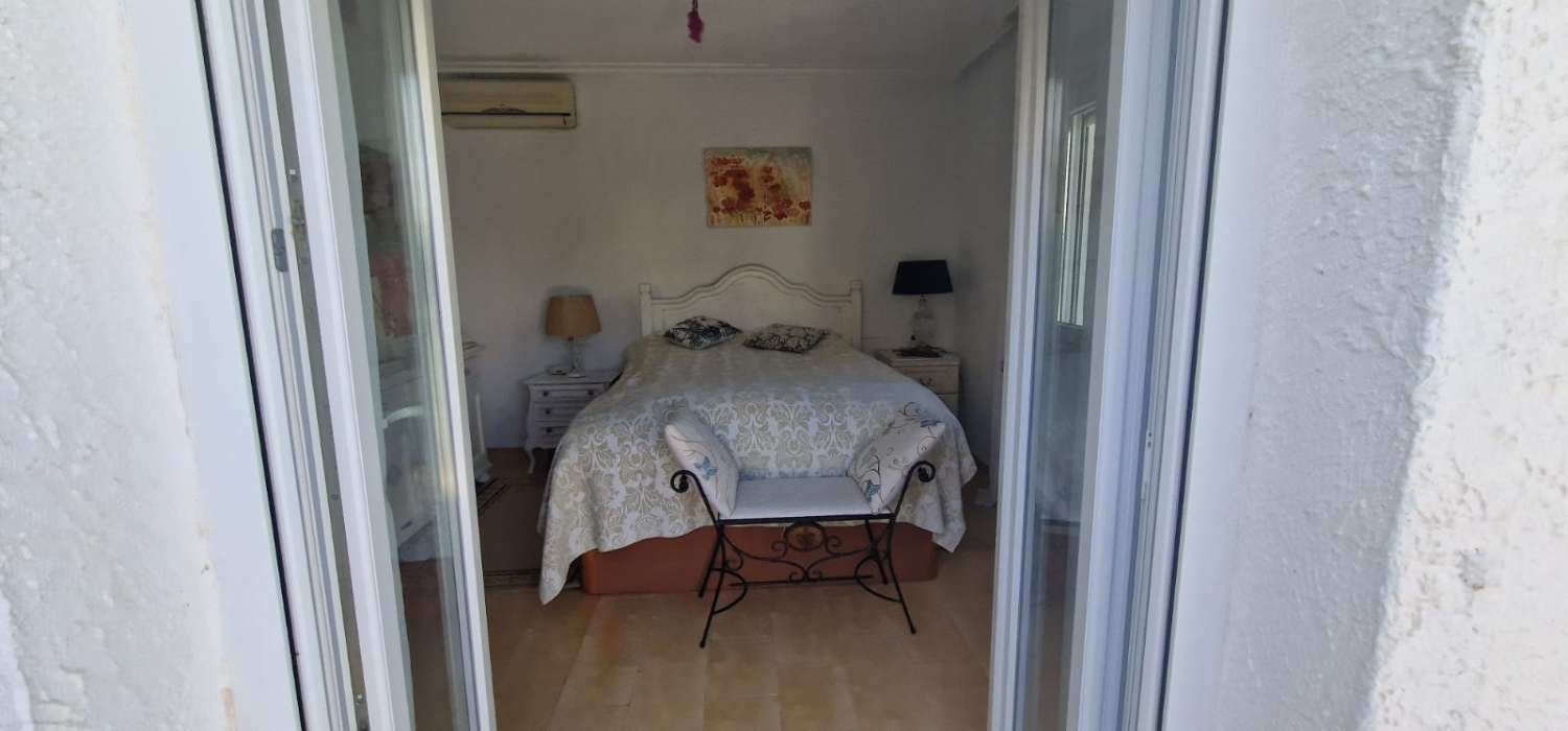 DETACHED VILLA IN LA ZENIA JUST 300 METRES FROM THE BEACH