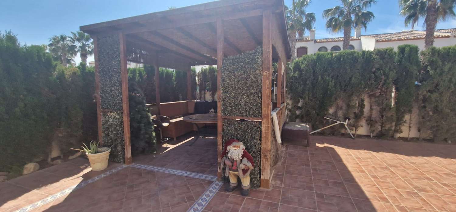 جناح صغير للبيع في Villamartín-Las Filipinas (Orihuela)