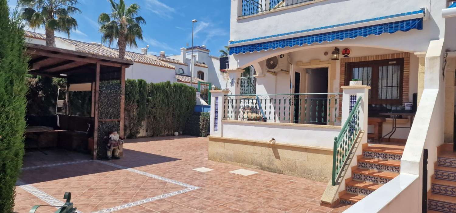 Bungalow til salgs til Villamartín-Las Filipinas (Orihuela)