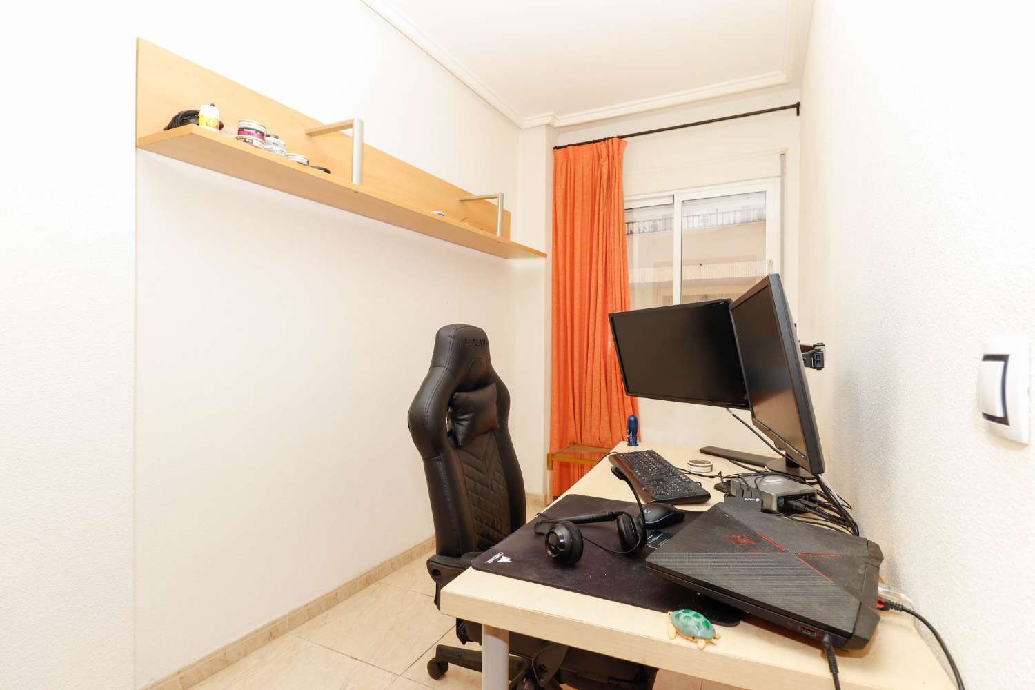 2-ZIMMER-WOHNUNG IM ZENTRUM VON TORREVIEJA MIT MEERBLICK FÜR 102.000 €