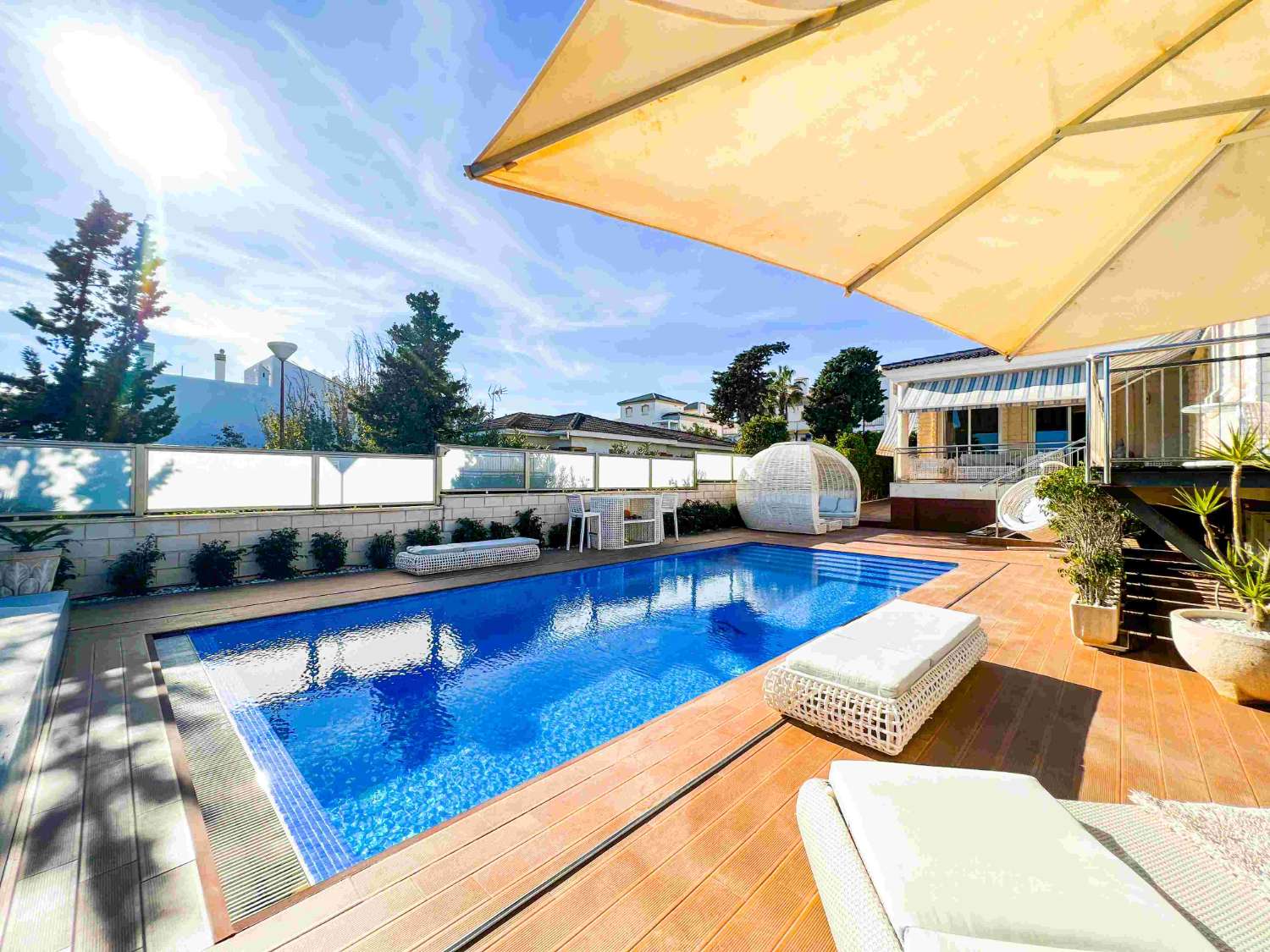 SPECTACULAR LUXURY VILLA NEAR THE SEA IN LA MATA, COSTA BLANCA - AN EXCLUSIVE GEM TO DISCOVER!