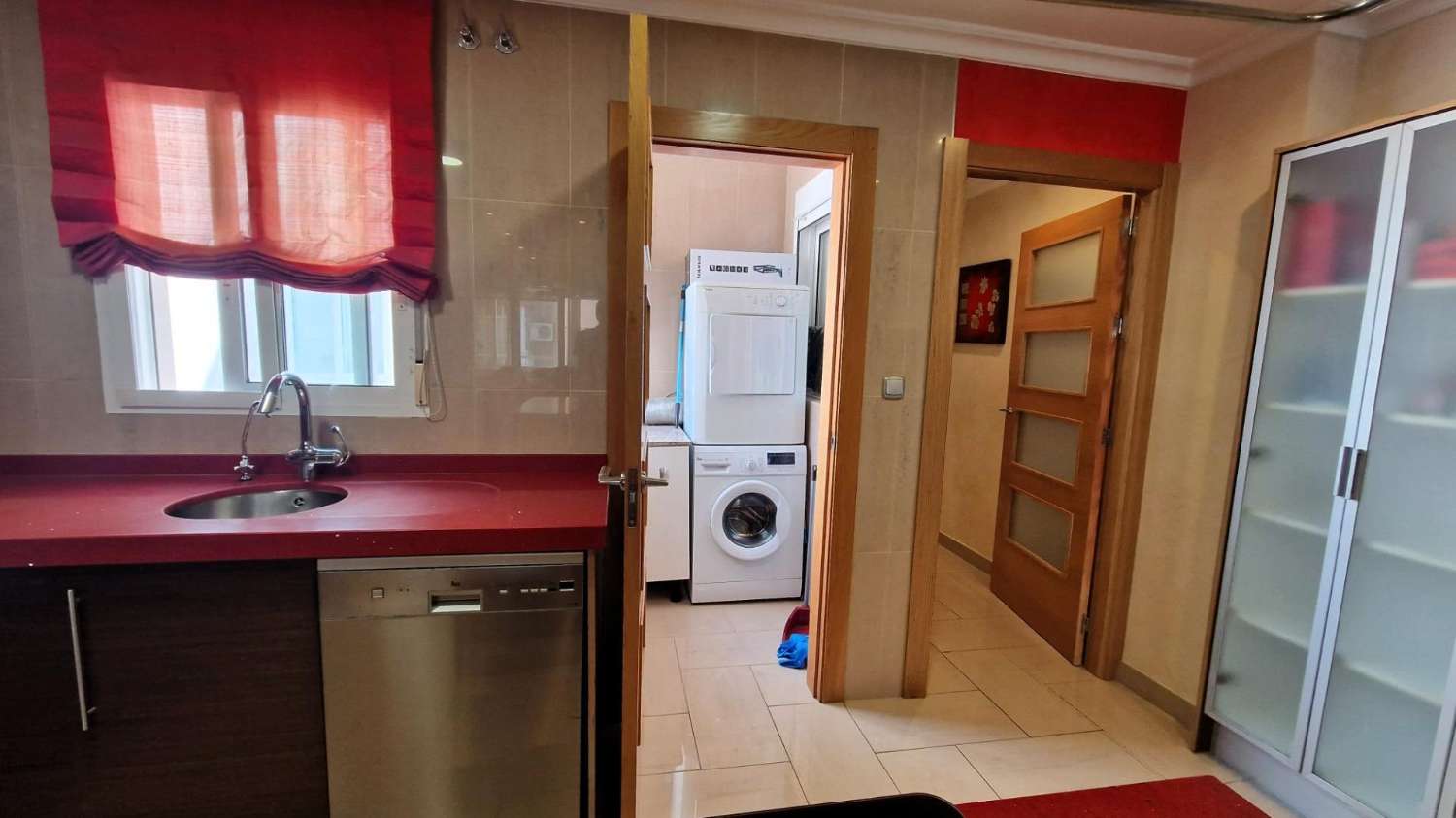 APPARTEMENT EXCLUSIF UNIQUE EN SON GENRE : LUXE MODERNE À QUELQUES PAS DE LA MER