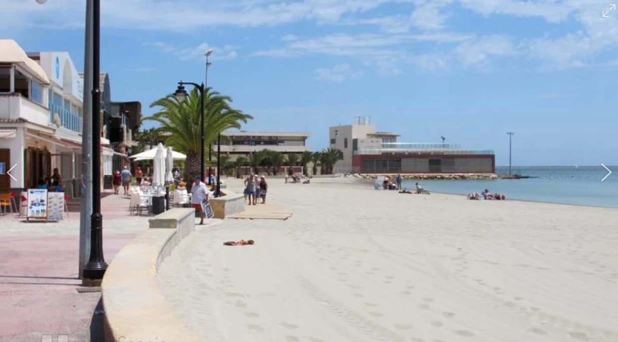 ÁTICO EN PRIMERA LÍNEA CON VISTAS AL MAR EN LO PAGÁN