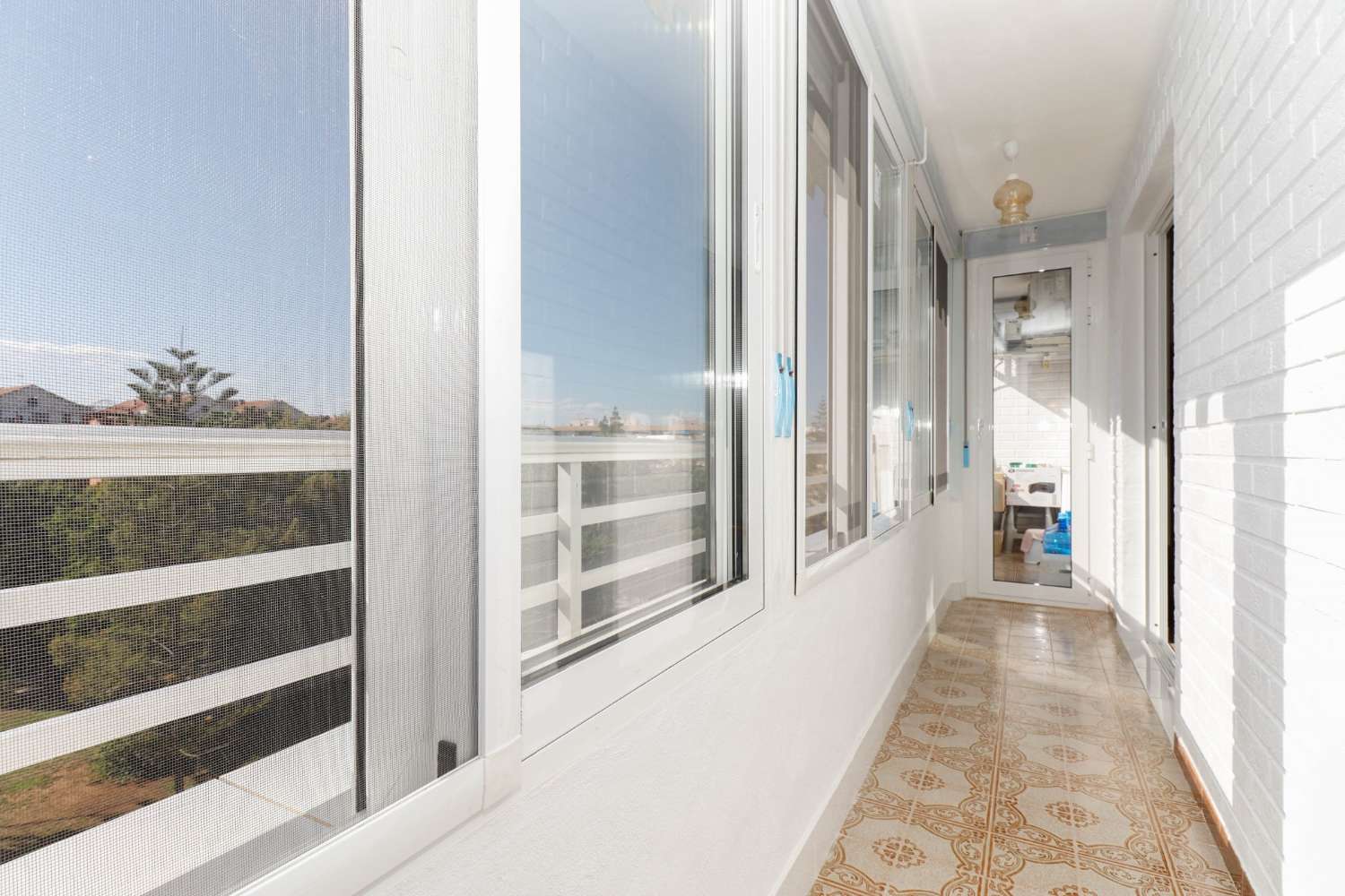 SPACIOUS APARTMENT WITH PANORAMIC VIEWS JUST 300M FROM THE BEACH