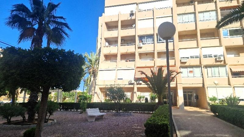 Pieni huoneisto myynnissä Torrevieja