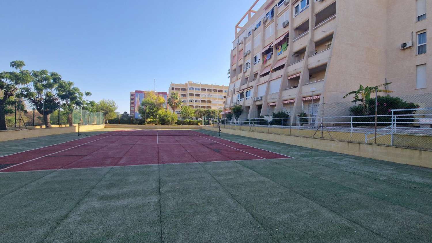 APPARTAMENTO RISTRUTTURATO CON VISTA LIBERA E AMPI SERVIZI A 15 MINUTI DALLA SPIAGGIA DI LA MATA