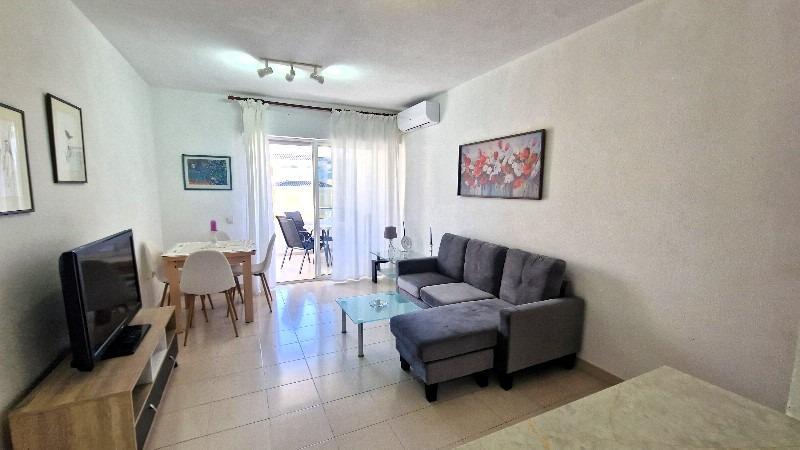 APPARTEMENT RÉNOVÉ AVEC VUE IMPRENABLE ET COMMODITÉS ÉTENDUES À 15 MINUTES DE LA PLAGE DE LA MATA