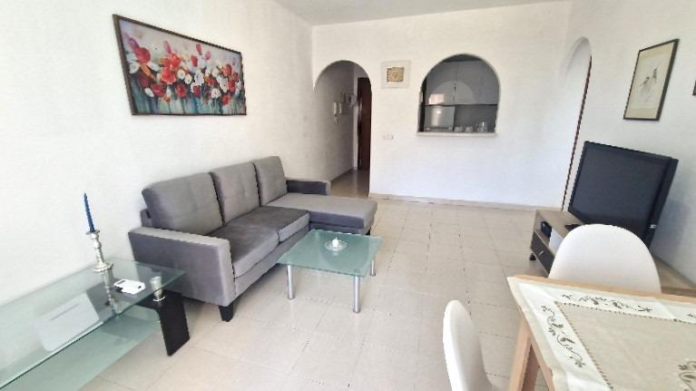 APARTAMENTO REFORMADO CON VISTAS DESPEJADAS Y AMPLIAS COMODIDADES A 15 MINUTOS DE LA PLAYA DE LA MATA