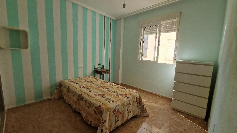 SPACIOUS CORNER APARTMENT 200M FROM PLAYA DEL CURA