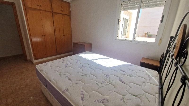 SPACIOUS CORNER APARTMENT 200M FROM PLAYA DEL CURA