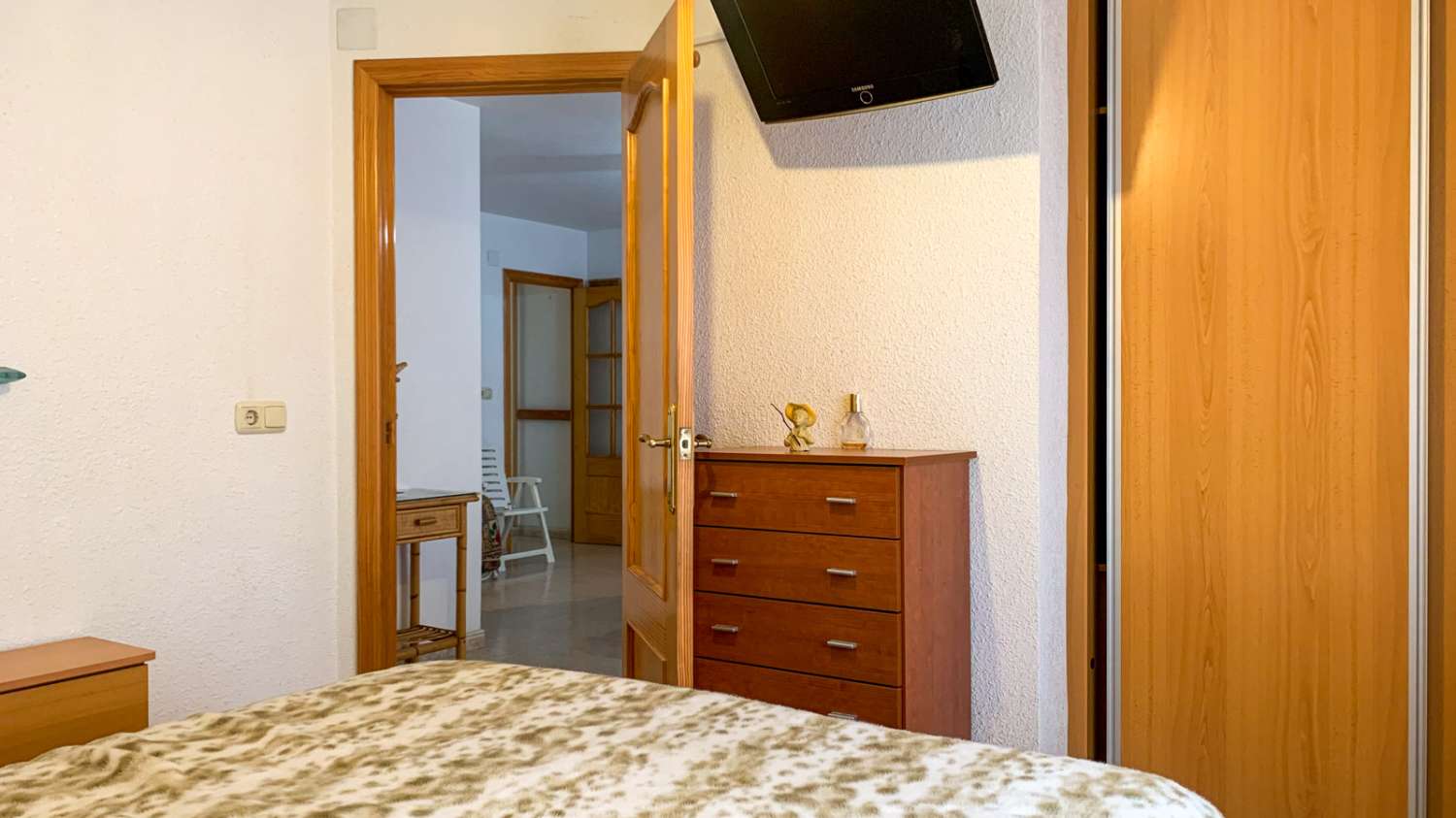 GELEGENHEIT: WOHNUNG ZUM VERKAUF IN TORREVIEJA, PLAYA DEL CURA - REDUZIERTER PREIS!