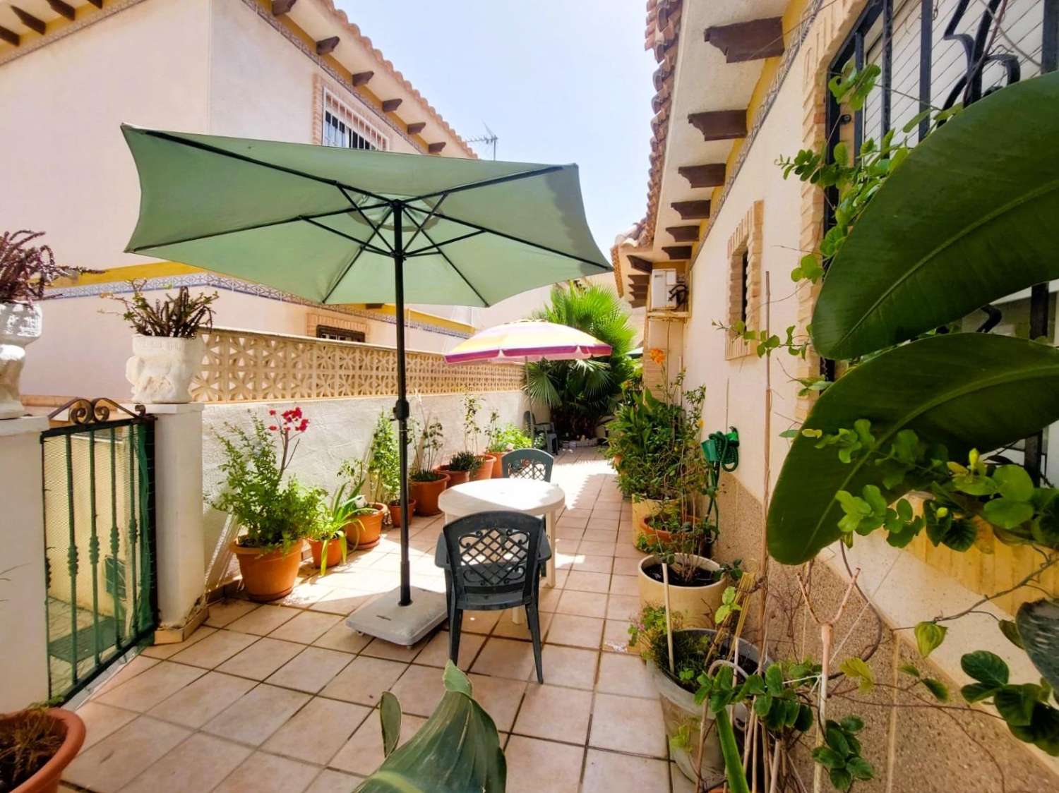 SEMI-DETACHED VILLA WITH TOURIST LICENSE 300M FROM THE SEA IN LOS FRUTALES!