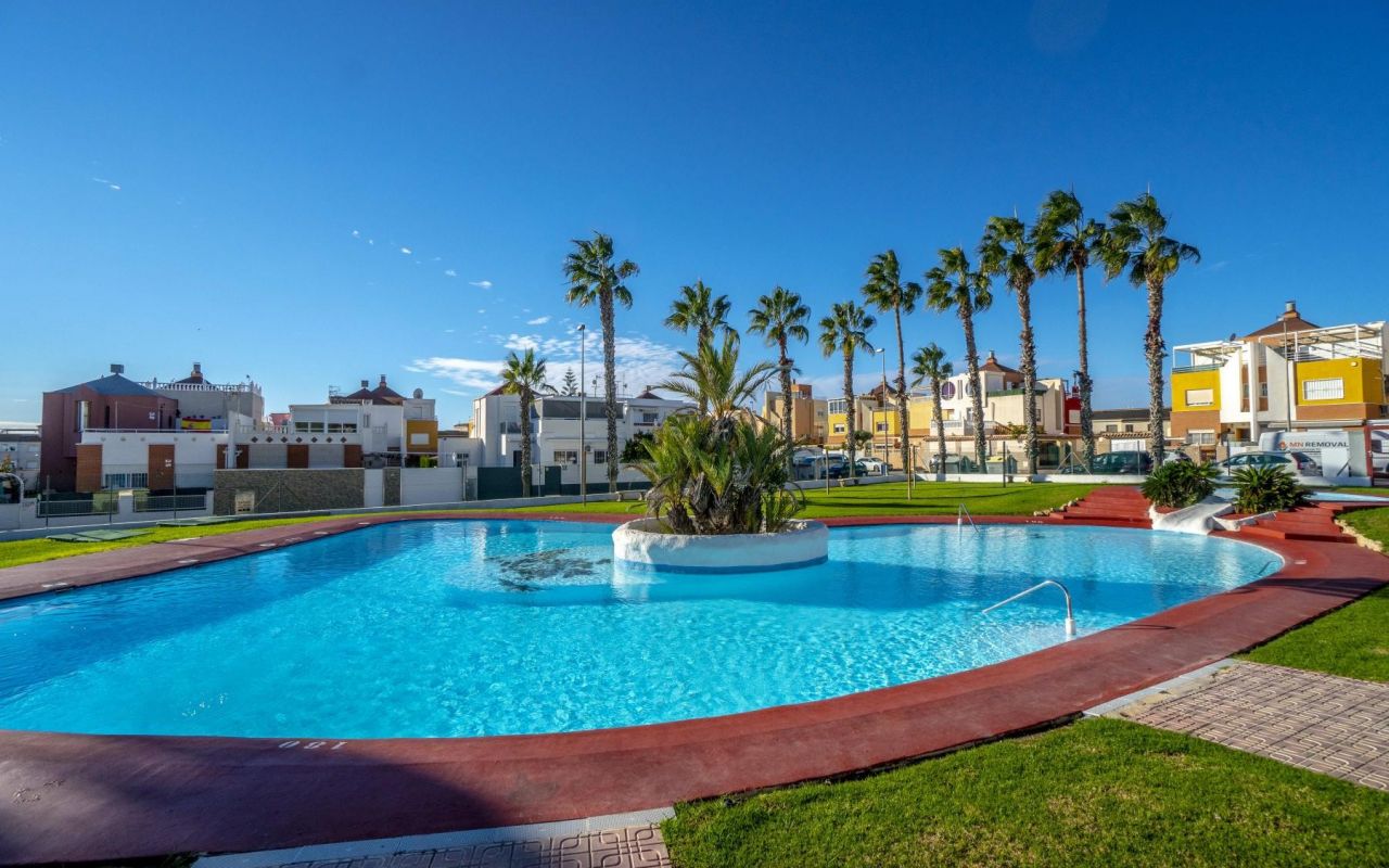 Bungalow til salgs til Orihuela Costa