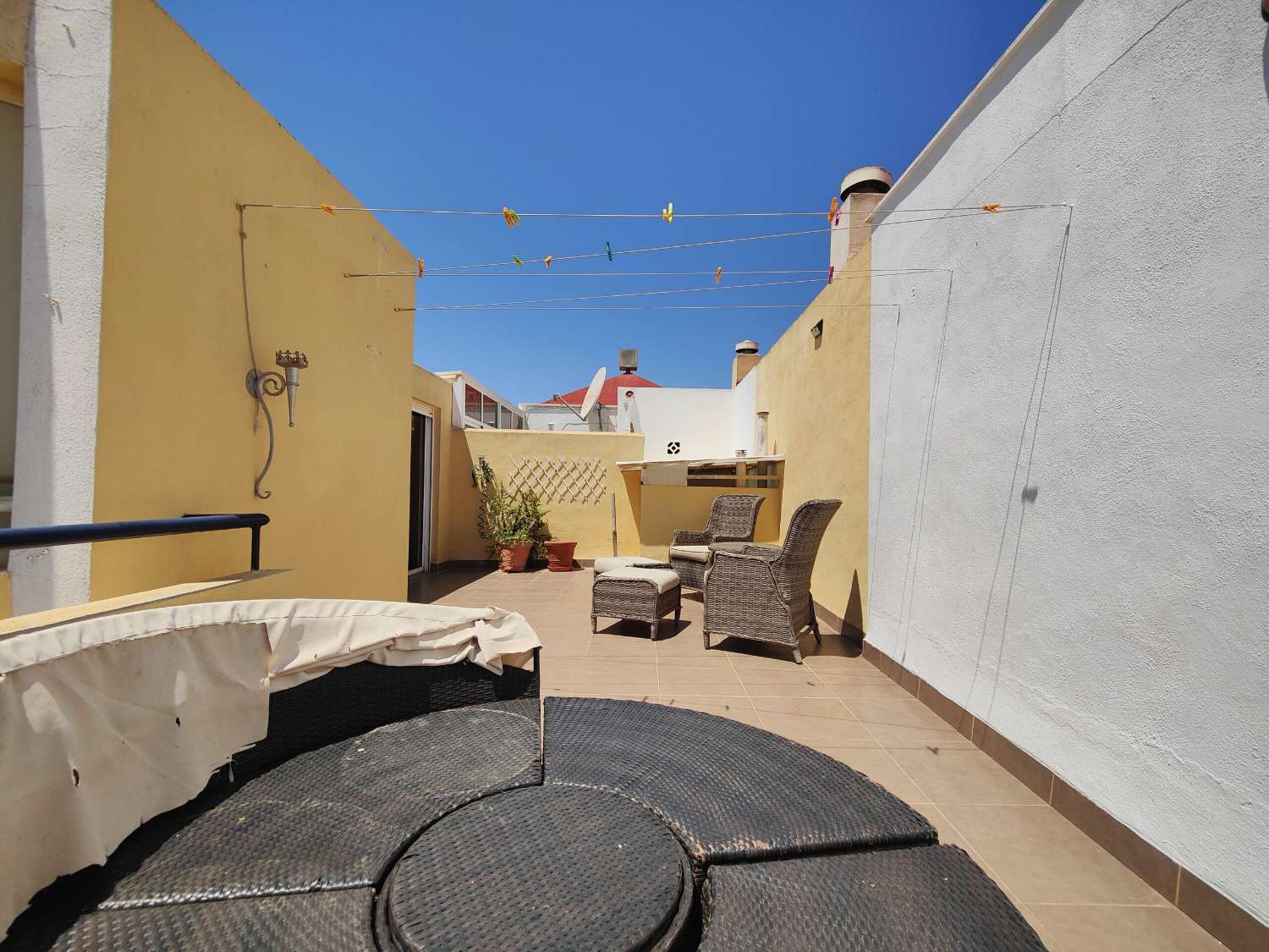 WONDERFUL SOUTH-EAST FACING TOWNHOUSE IN THE EXCLUSIVE MIRADOR DE LOS ALTOS, ORIHUELA COSTA