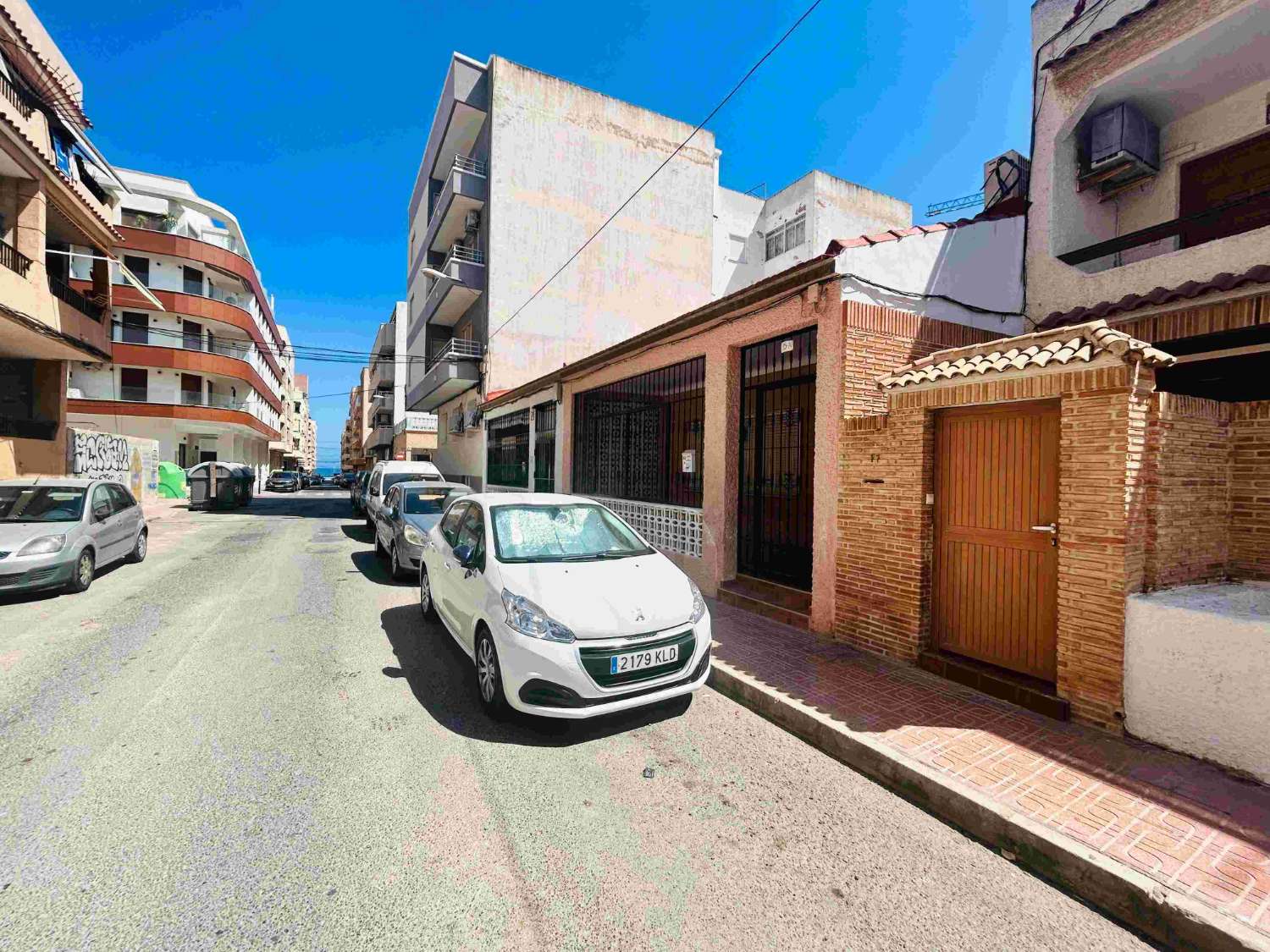 CHARMANT BUNGALOW À 200M DE LA PLAGE DE LOS LOCOS À TORREVIEJA !