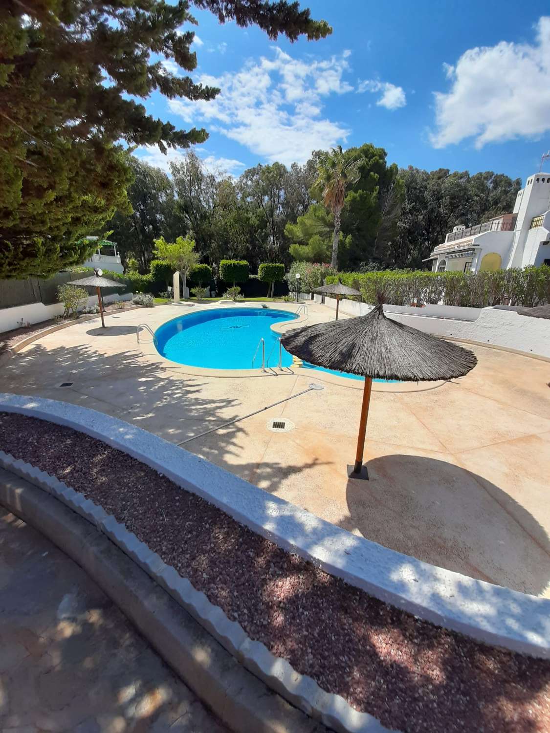 BELLE VILLA MÉDITERRANÉENNE À 400 MÈTRES DE LA PLAGE DE FLAMENCO AVEC PISCINE ET JARDINS