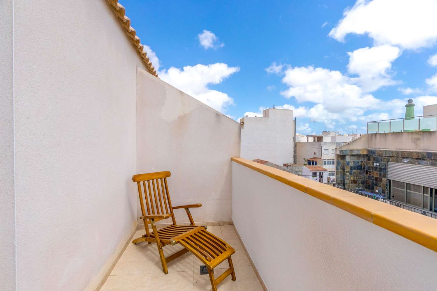 APPARTEMENT CONFORTABLE DANS LE CENTRE DE TORREVIEJA, À 700 MÈTRES DE LA MÉDITERRANÉE !