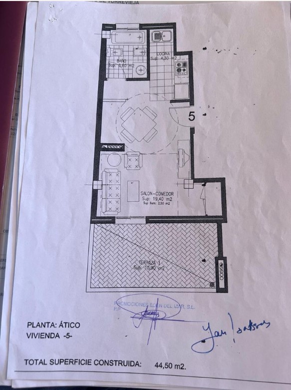 APPARTEMENT CONFORTABLE DANS LE CENTRE DE TORREVIEJA, À 700 MÈTRES DE LA MÉDITERRANÉE !