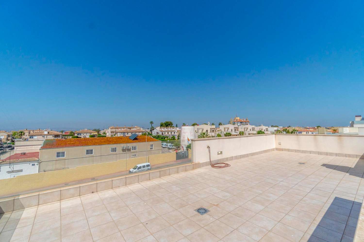 Villa til salg i Aguas Nuevas (Torrevieja)