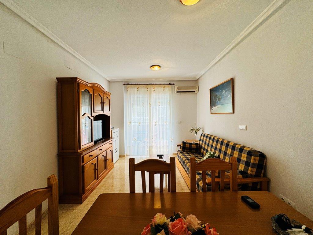 APARTAMENTO EN EL CENTRO DE LA MATA CON VISTAS AL MAR Y ORIENTACIÓN SUR