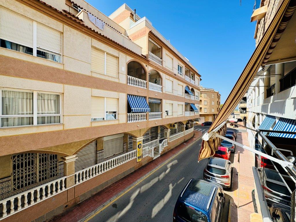 APPARTEMENT DANS LE CENTRE DE LA MATA AVEC VUE SUR LA MER ET ORIENTATION SUD