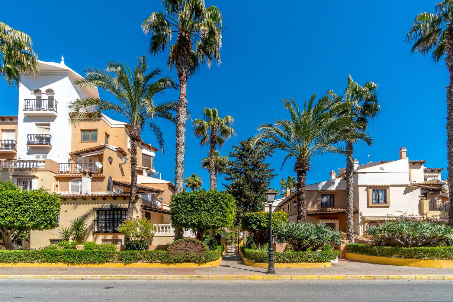 كنة للبيع في Playa de los Locos (Torrevieja)