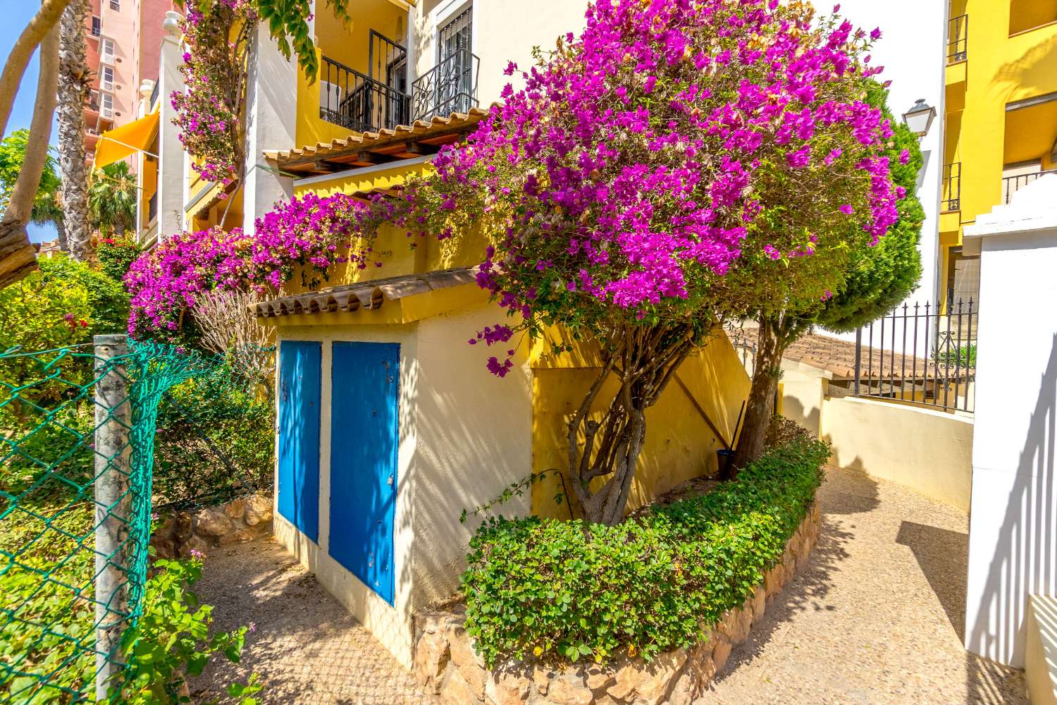 CHARMANTE WOHNUNG IN ALDEA DEL MAR, 230 METER VOM STRAND LOS LOCOS ENTFERNT | GROSSER PARKPLATZ UND ABSTELLRAUM INKLUSIVE