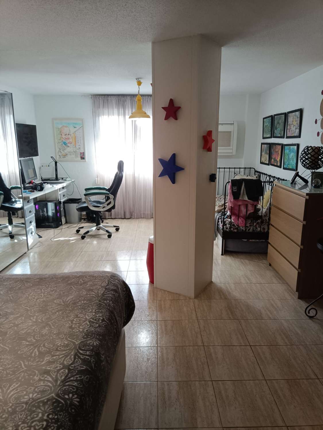 UNIQUE OPPORTUNITY: HOUSE DIVIDED INTO 2 INDEPENDENT APARTMENTS 200M FROM THE BEACH IN TORREVIEJA