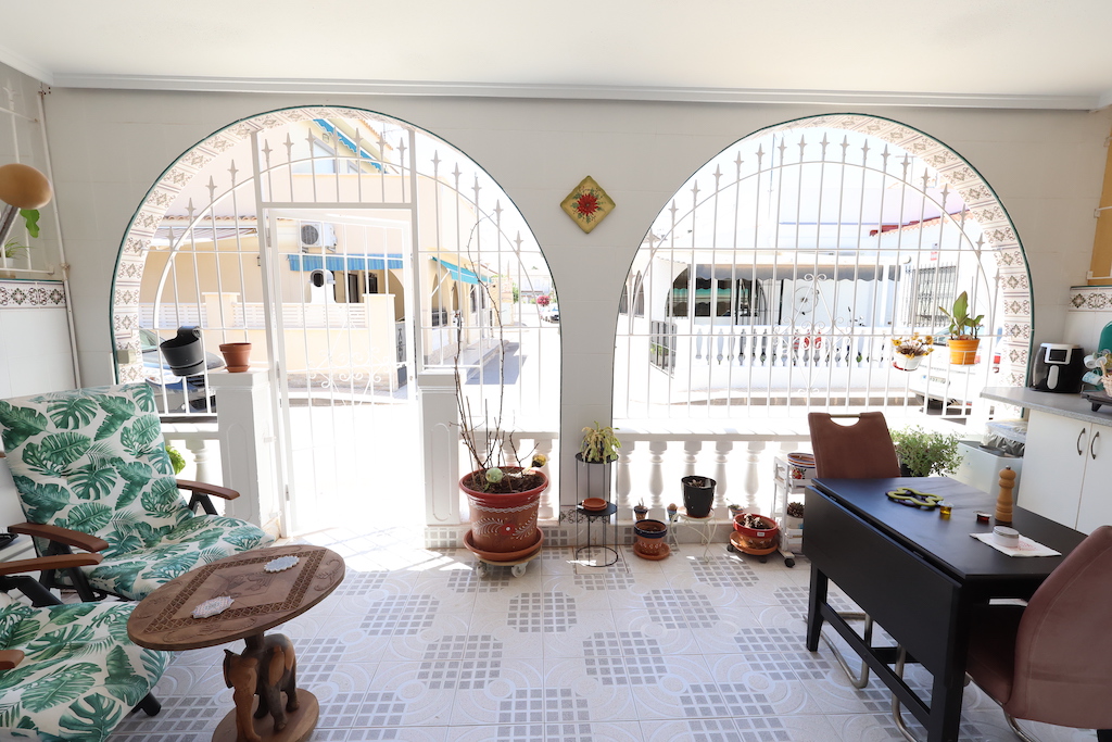 BRIGHT TOWNHOUSE IN LOS NAREJOS 15 MINUTES FROM THE BEACH WITH LARGE TERRACE AND SOUTH ORIENTATION