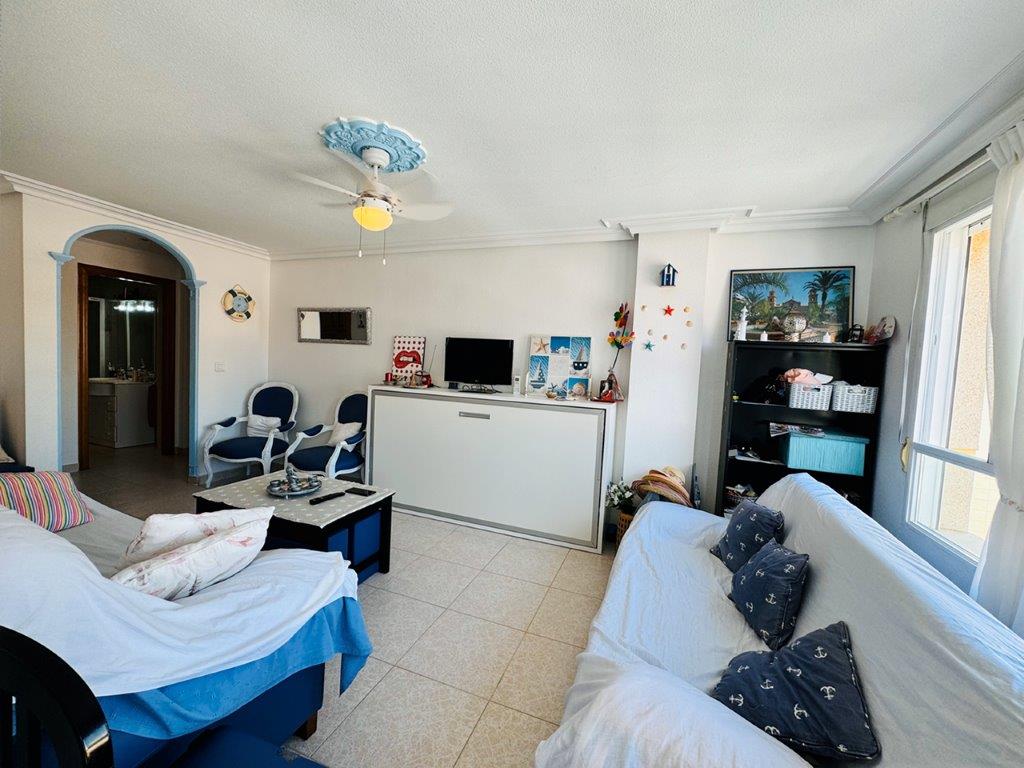 GEZELLIG APPARTEMENT IN HET CENTRUM VAN LA MATA OP 200 METER VAN HET STRAND