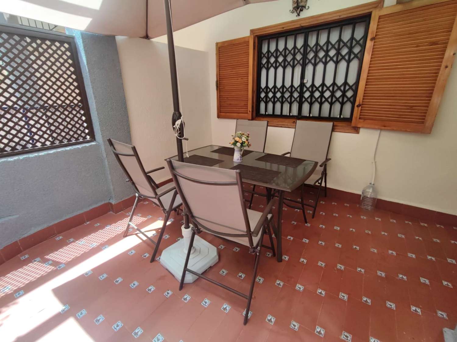 GROUND FLOOR APARTMENT 150 METERS FROM THE BEACH IN TORREVIEJA, ACEQUIÓN AREA