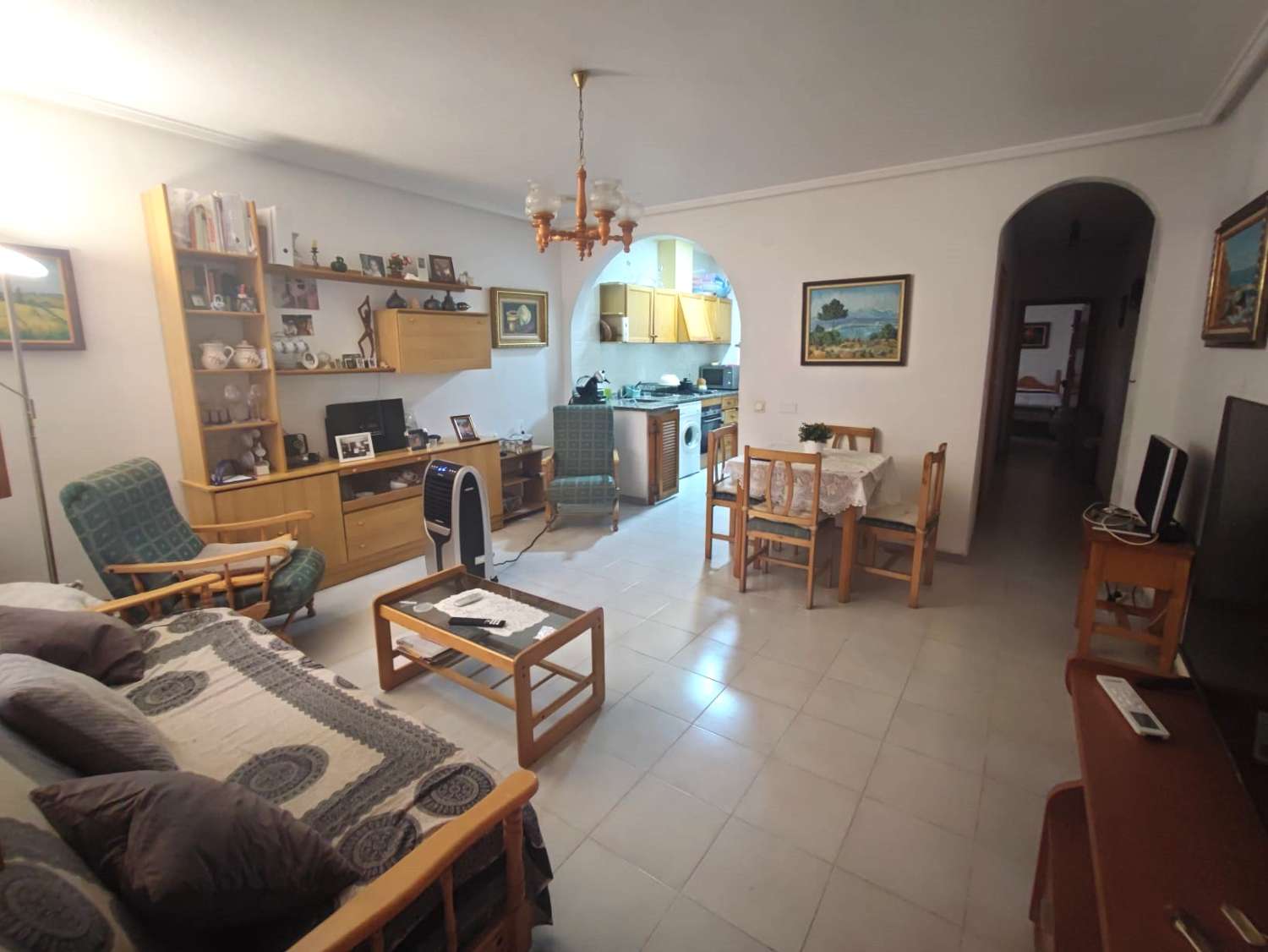 GROUND FLOOR APARTMENT 150 METERS FROM THE BEACH IN TORREVIEJA, ACEQUIÓN AREA