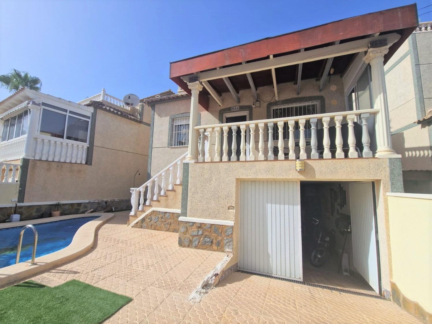 SPECTACULAIRE VILLA IN EL GALÁN, VILLAMARTIN, MET PRIVÉZWEMBAD, SOLARIUM EN GEEN GEMEENSCHAPSKOSTEN