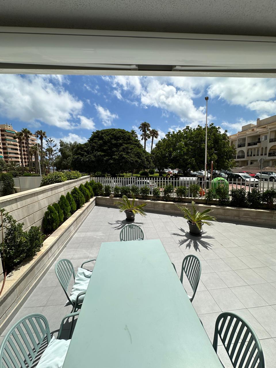 MODERN APARTMENT 150 METERS FROM THE BEACH WITH LARGE TERRACE AND COMMUNAL POOL!