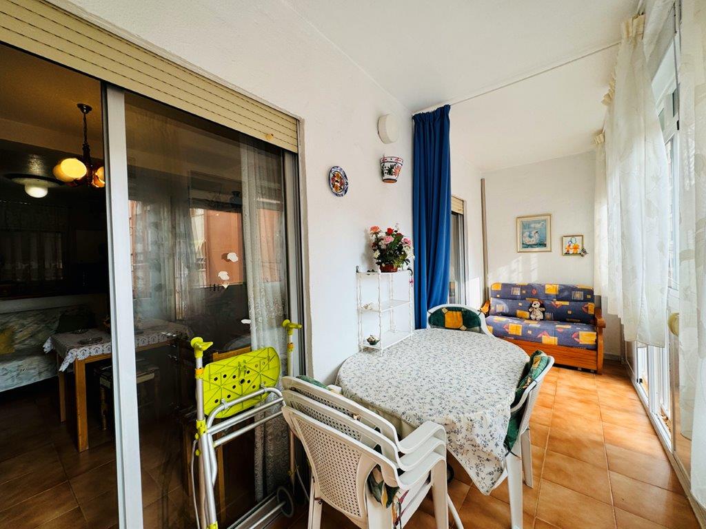 APPARTEMENT IN HET CENTRUM VAN LA MATA OP 300 METER VAN HET STRAND